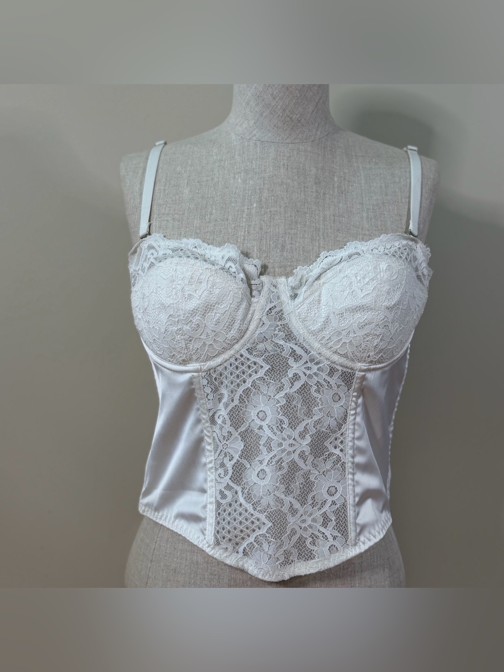 Sincerely Jules Lace Satin Bustier Corset White L EUC Coquette Bridal Balletcore